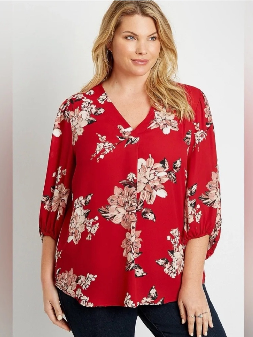 Maurices Red Floral V-Neck 3/4 Sleeve Blouse